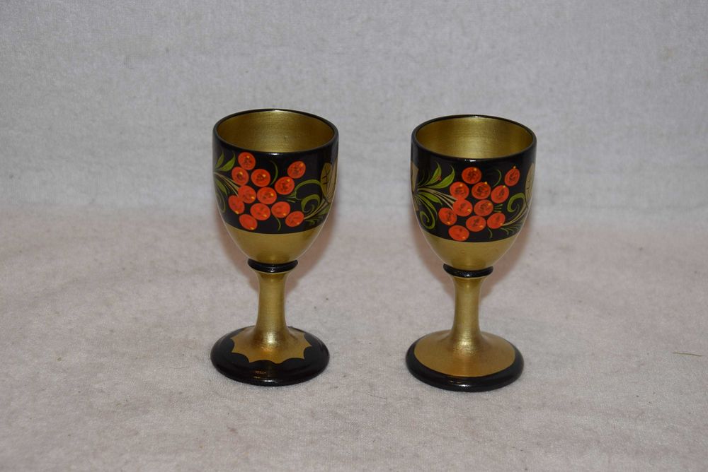 Ozdobne kieliszki z laki, kolorowe, malowane 2 szt