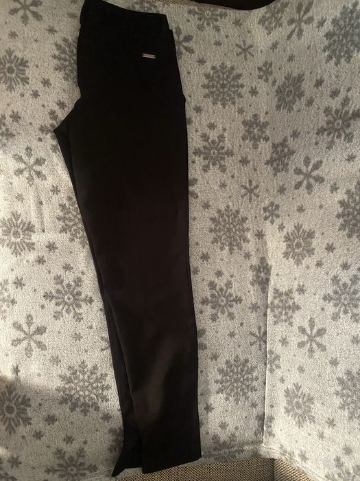 Sprzedam spodnie klasyczne eleganckie