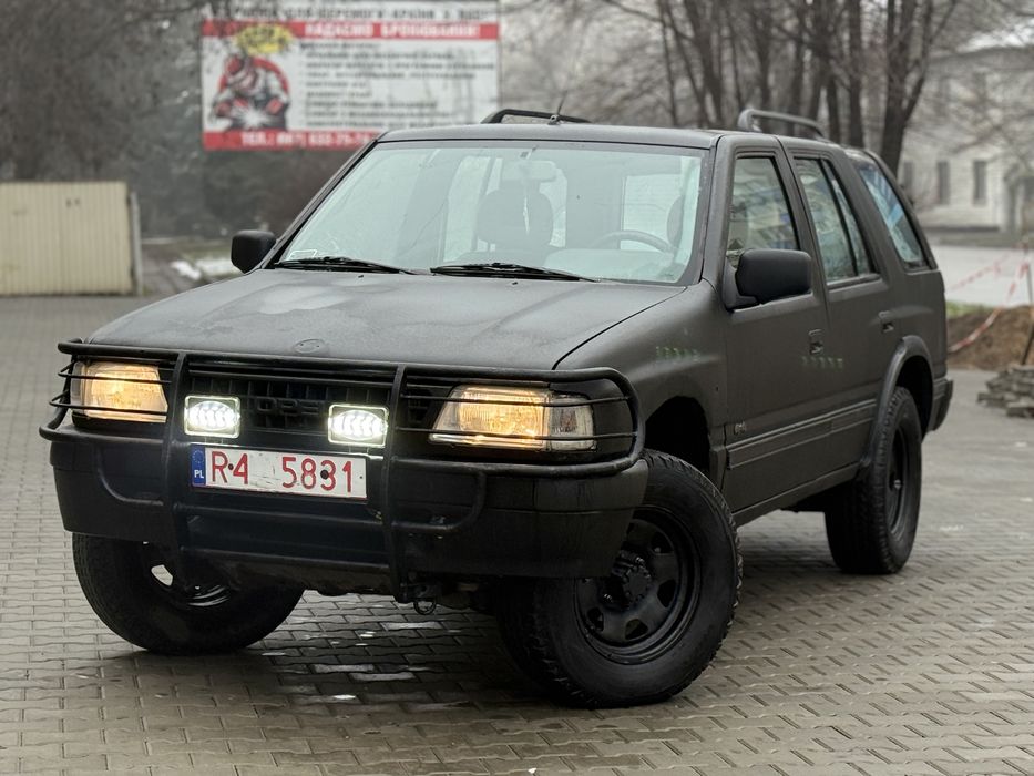 Opel Frontera 4X4 2.3 турбо дизель.