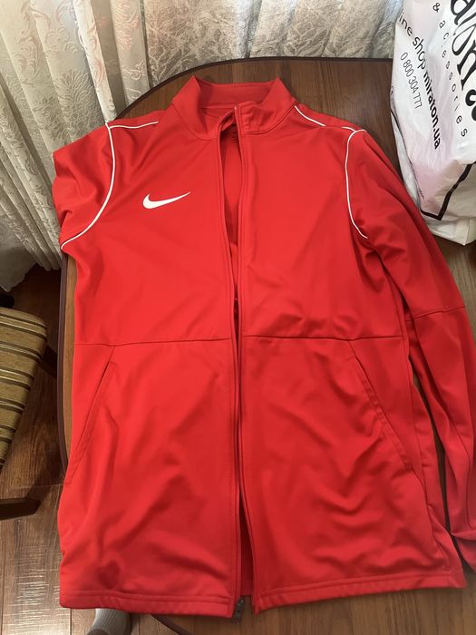Ветровка мужская Nike M Nk Rpl Park20 Rn Jkt W Red