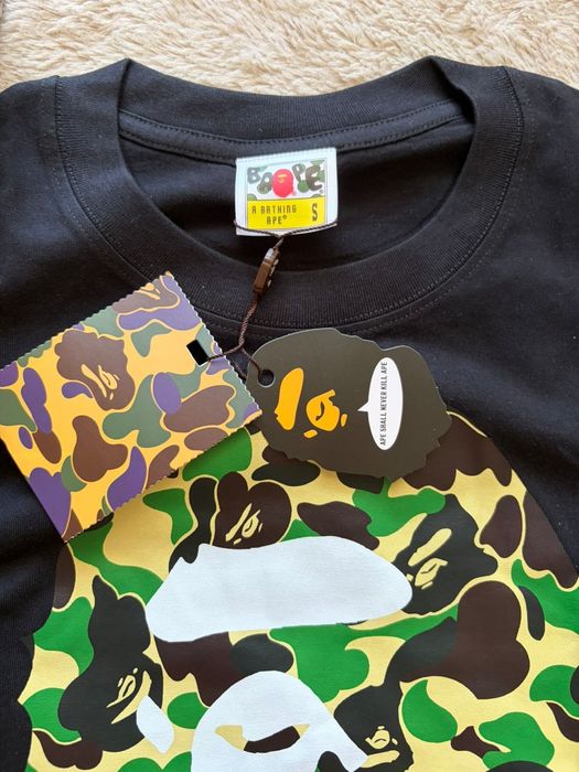 T-shirt BAPE preta e verde