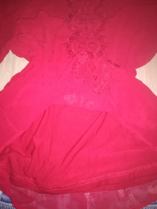 Czerwona bluzeczka styl moda