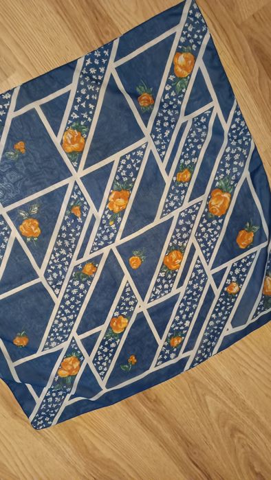 Apaszka chusta wielofunkcyjna