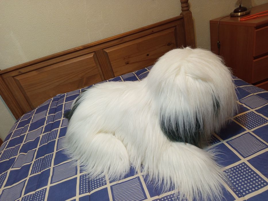 Peluche cão grande