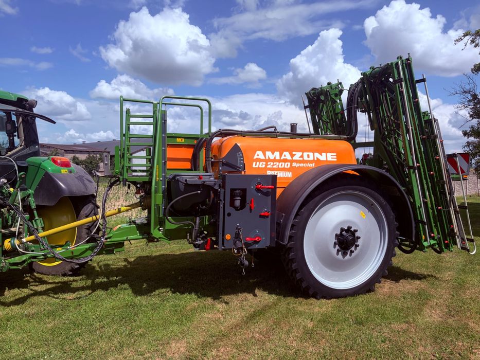 Amazone ug 2200  rok 2021 przebieg 2994 ha