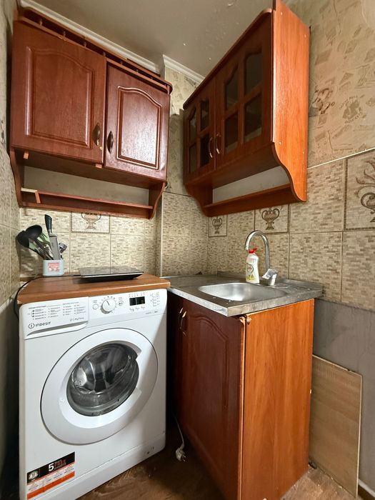 Продаж 1-к квартира укомплектована АЕО 2 поверх 101 мікрорайон