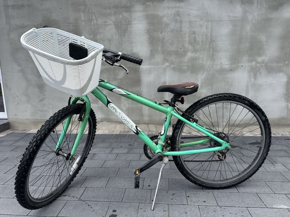 Велосипед у хорошому стані + кошик