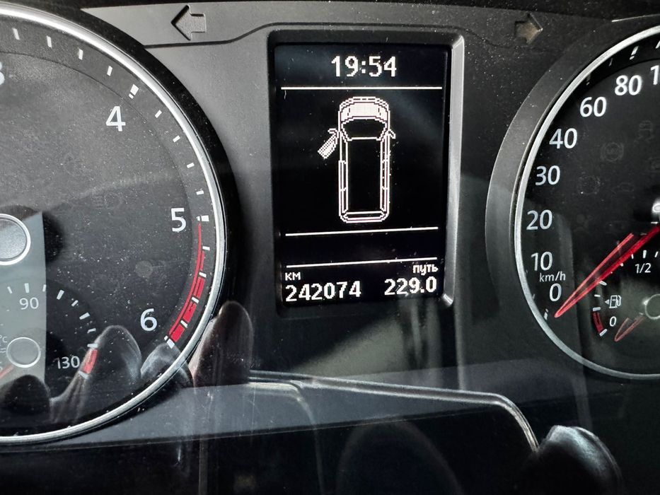Продам Volkswagen transporter t6