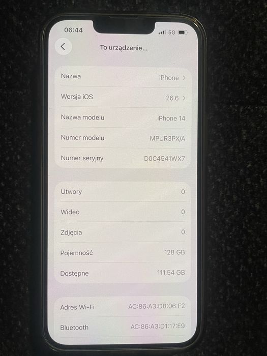 IPhone 14 bialy