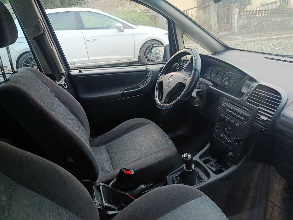 Opel Zafira A 1.6 16V Comfort | 2003 | 7 Lugares