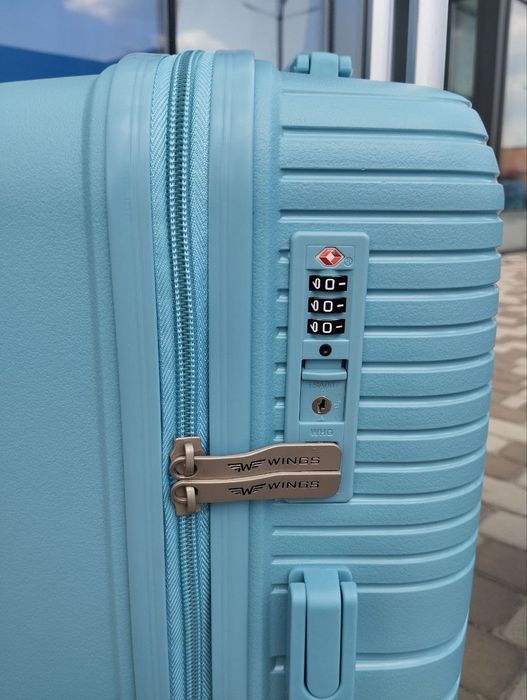 Чемодан валіза Wings 181-05 поліпропілен