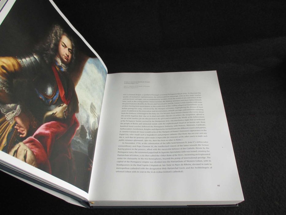 Livro O Real Edifício de Mafra Património Mundial Autografado
