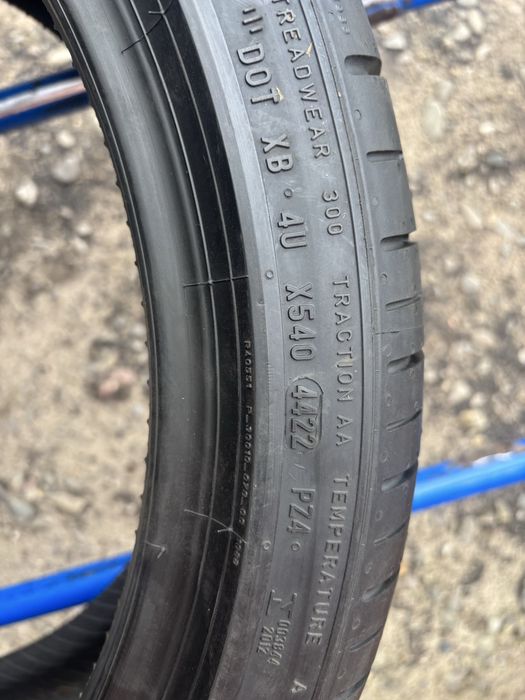 225/40/18 R18 Pirelli P Zero PZ4 літо 1 шт