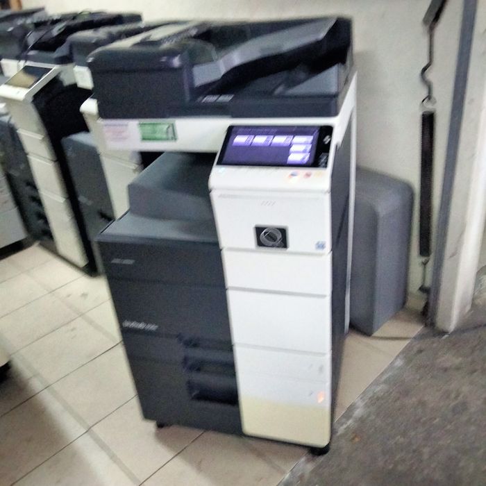 Vendo fotocopiadora Multifunções Konica Minolta Bizhub 458e Monocromaticaum ano garantia