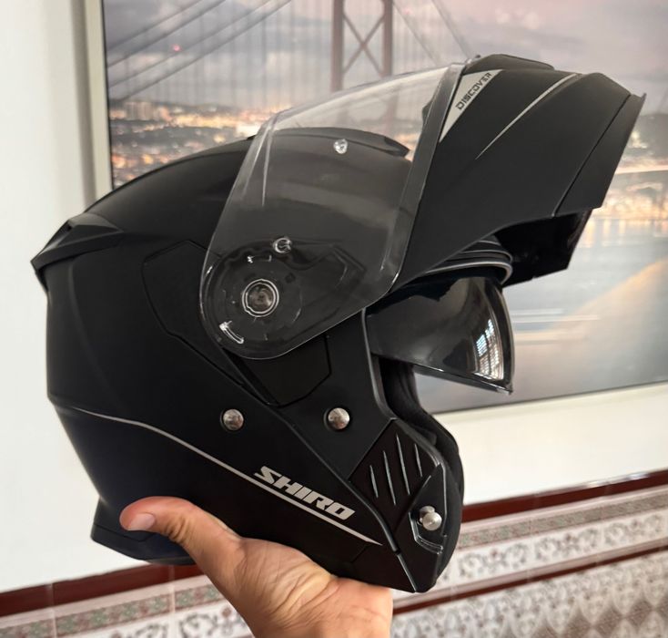 Capacete de mota Shiro L