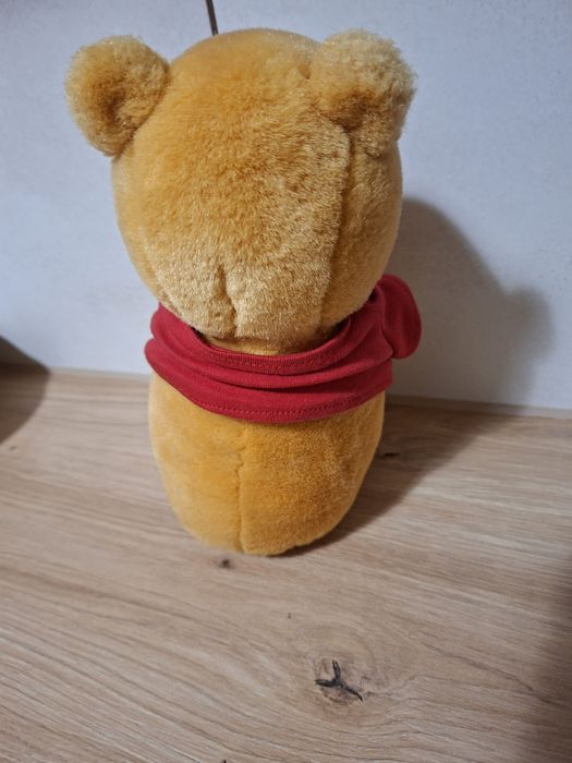 Kubuś Puchatek pluszak maskotka 25 cm