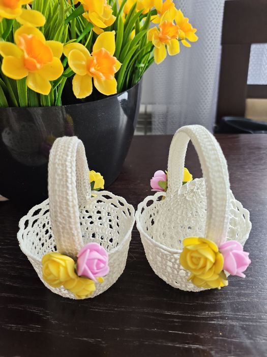 Koszyczek szydełkowy