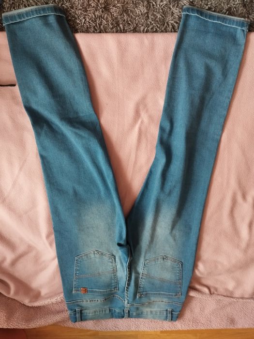 Spodnie jeansowe r 152