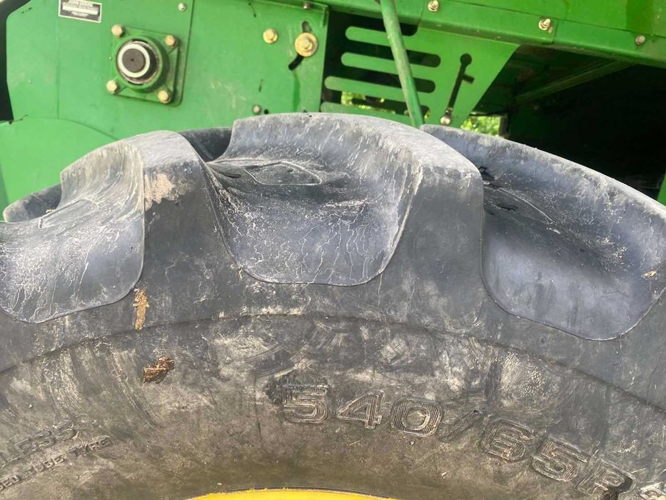 Комбайн John Deere C670HM 2007 року