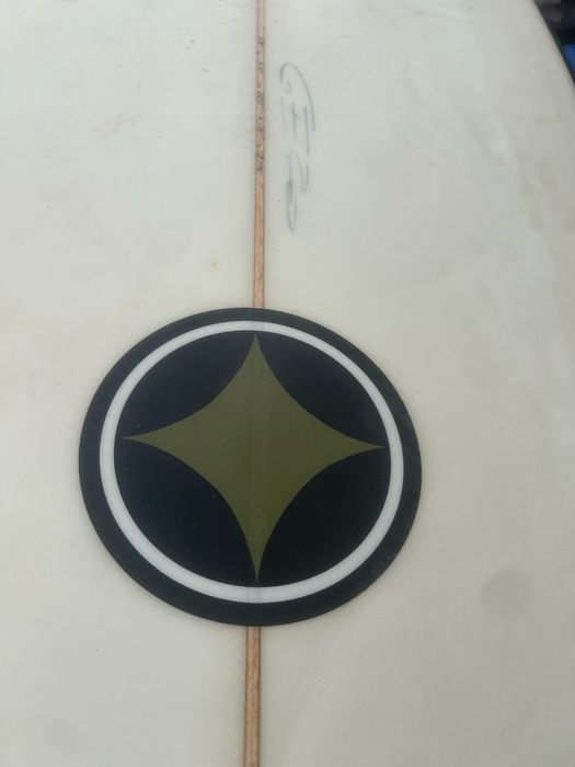 Prancha surf mid lenght Fatum 6.8