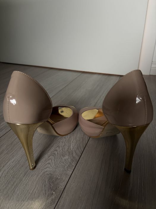 Szpilki różowo-złote R.Polański roz. 37