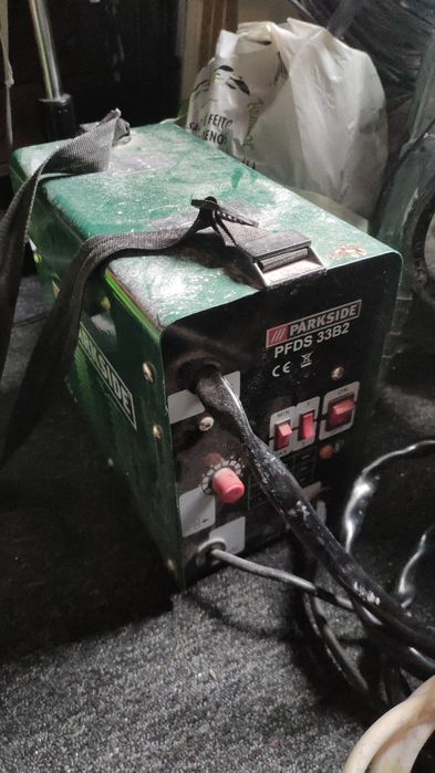 máquina de soldar a fio Parkside PFDS 33B2