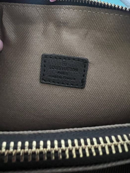 Torebka monogram lv czarna tloczona z lancuszkiem