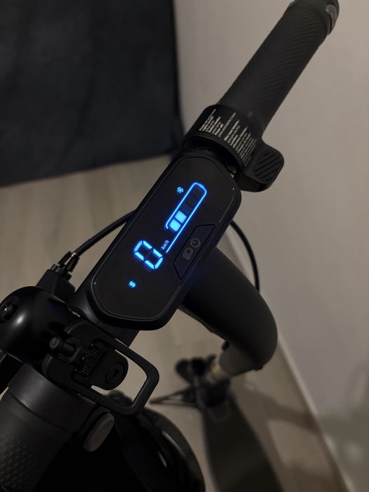 Trotinete Elétrica Segway - Ninebot Ninebot E2E II 450W