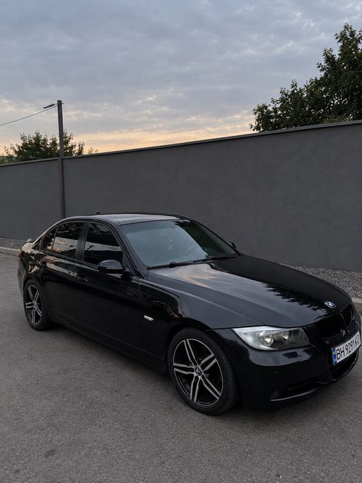 продам бмв е90 2005год
