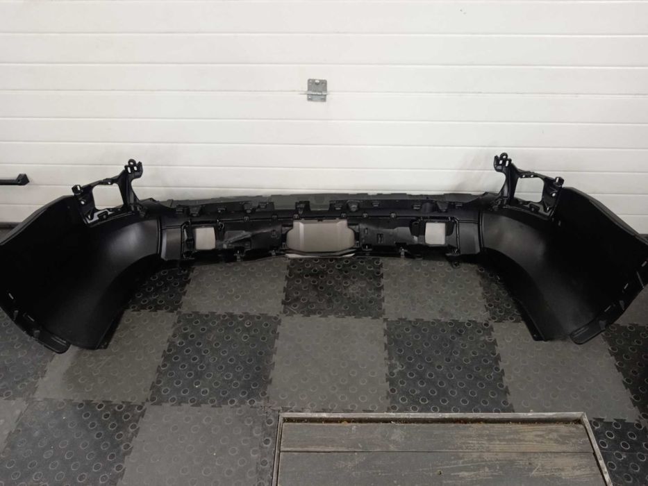 Задний бампер Toyota Land Cruiser Крузер 250