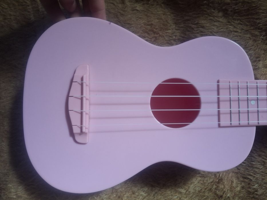 Акулеле Rockstar