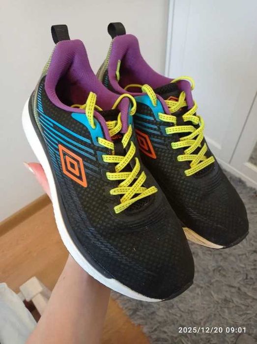 buty unisex umbro 41 bieganie fitness siłownia