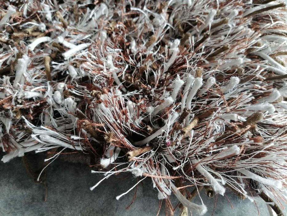 Tapete de sala com tiras