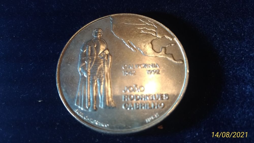 Moeda comemorativa 200 Escudos "João Rodrigues Cabrilho/ Califórnia"
