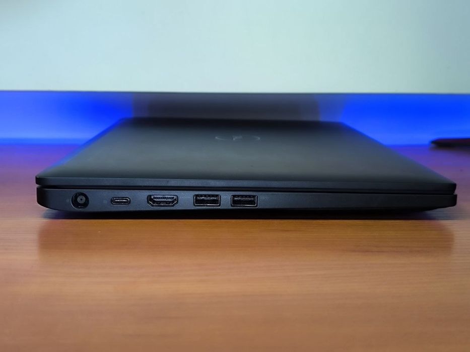 Dell Latitude 7490 Core i5 8250u (8-gen.) 1,6 GHz / 8 GB / 240 SSD / 1