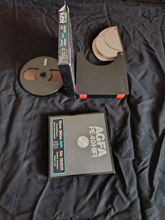 Agfa Pe49 Hi-fi 13cm 360m 5in 1200ft NOS.