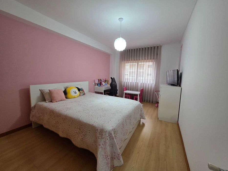 T3 Espaçoso c/ Garagem para 2 Viaturas – São Vítor, Braga