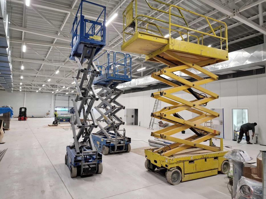 Zwyżka/podnośnik nożycowy/nożycówka/podest