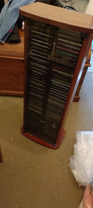 Porta cds torre vidro