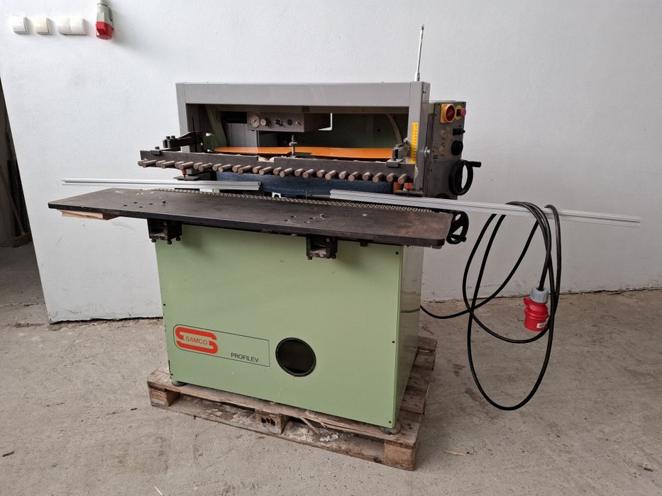 Szlifierka do krawędzi Smco z posuwem