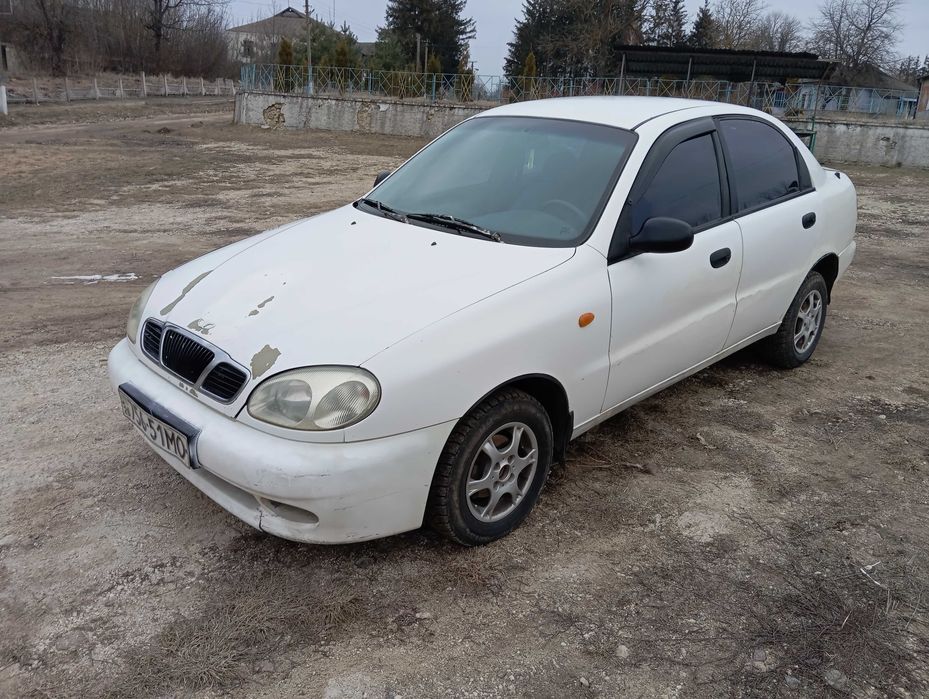 Продам Ланос  1998р.