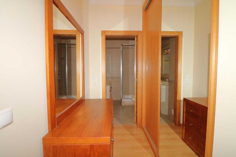 T3 com Estacionamento | Almancil