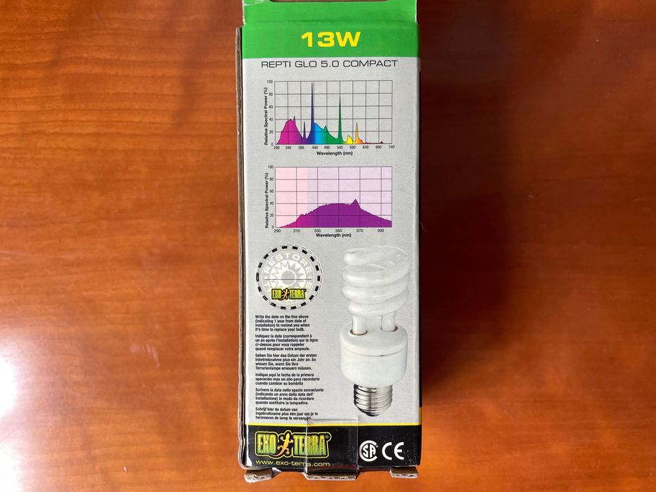 Lâmpada para terrários Exo Terra Repti Glo 13W