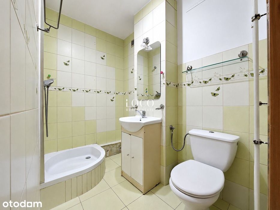 2 pokoje, osobna kuchnia, balkon - do remontu