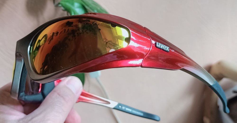 Okulary sportowe Uvex Sportstyle  211 .