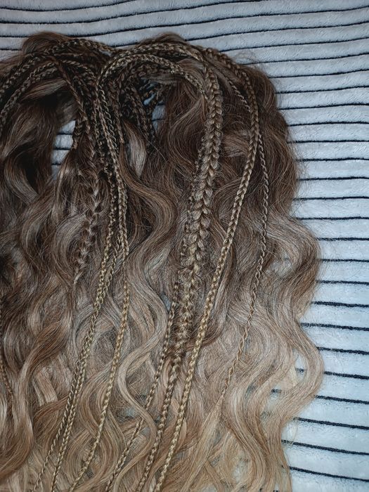 Де локони , афрокосички