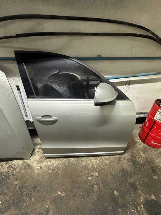 Дверка передняя правая Audi Q5 8RB