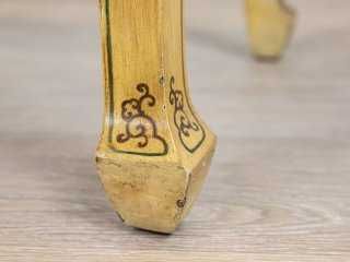 Антикварний столик у стилі Шинуазрі