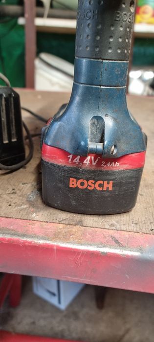 Wkrętarka z udarem Bosch