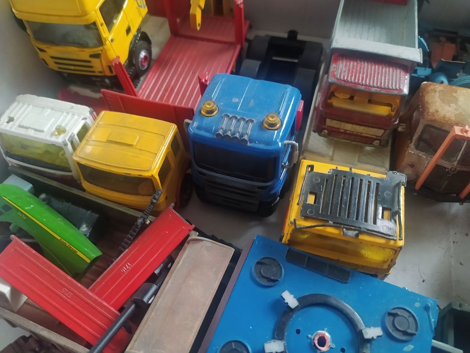 Zabawki siku matchbox welly majorette